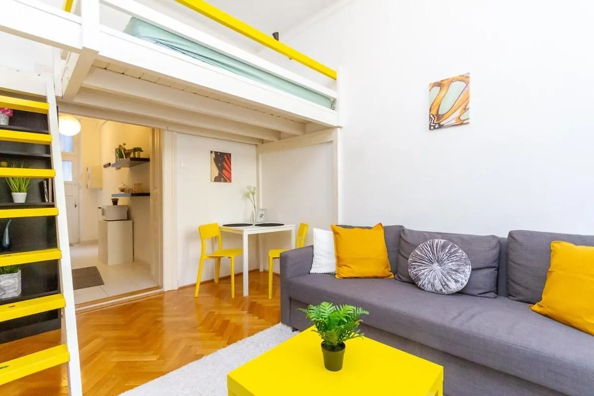 Apartment Cozy Gallery Loft In Garam Street By Nw Budapest Hungary