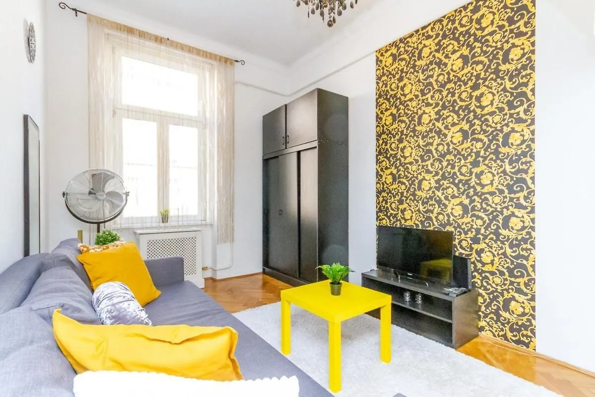 Apartment Cozy Gallery Loft In Garam Street By Nw Budapest